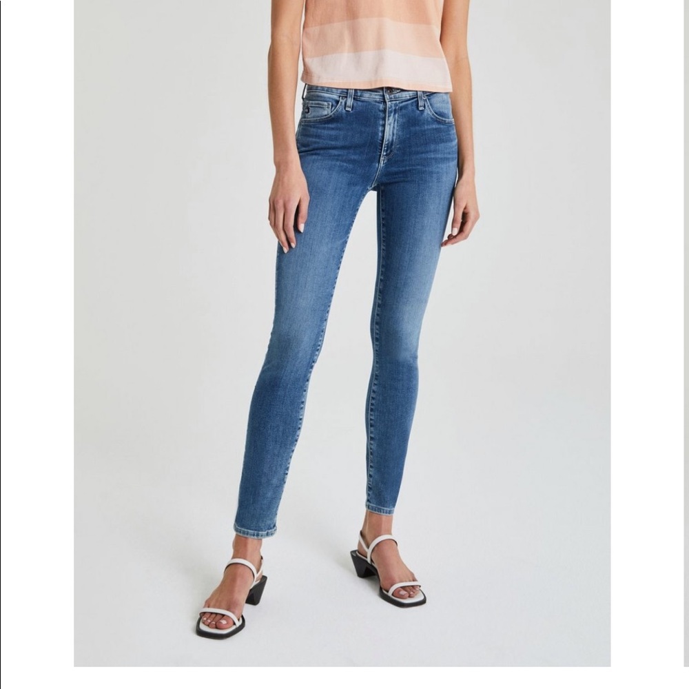 Ag -‘the prima cigarette leg’ mid rise jeans 26R